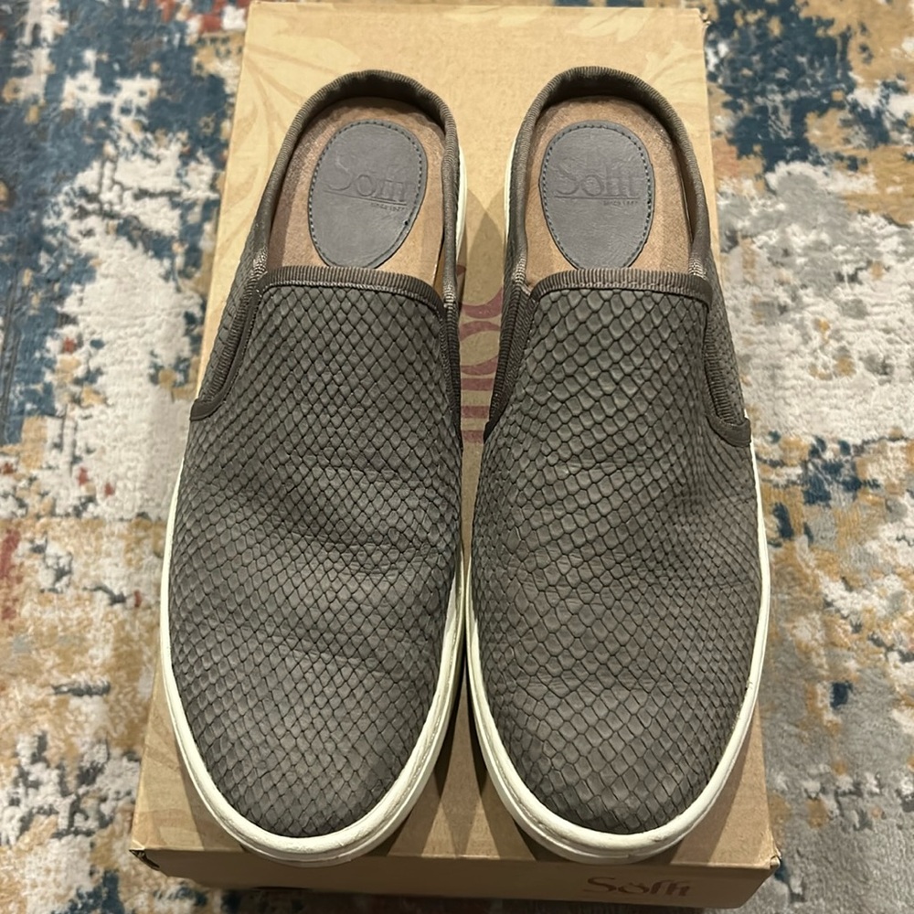 Soft Slip On Tennis Shoes